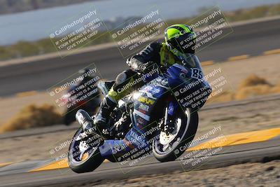 media/Dec-18-2022-SoCal Trackdays (Sun) [[8099a50955]]/Turn 14 (940am)/